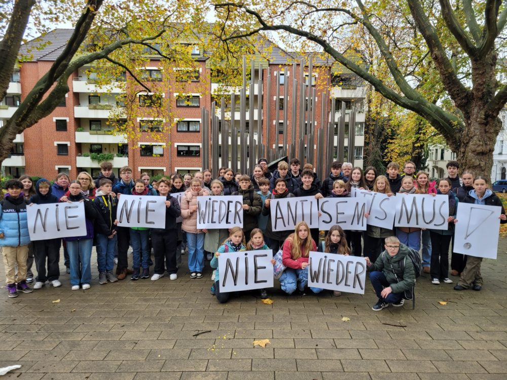 Nie wieder Antisemistimus Pogromnacht Dortmund Hörde Denkmal Juden Marie-Reinders-Realschule