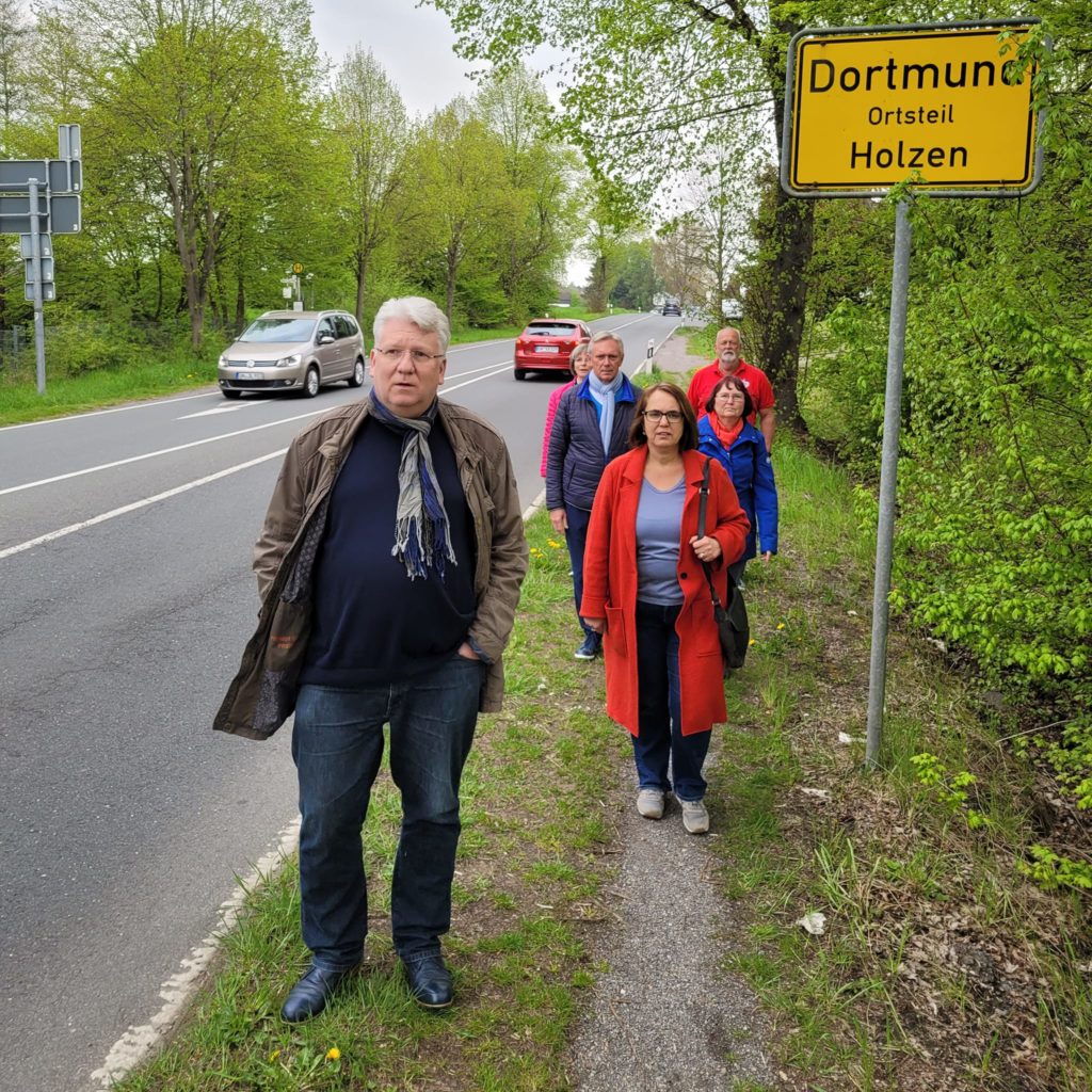 Trampelpfad Holzen Radweg Hartmut Ganzke Anja Butschkau