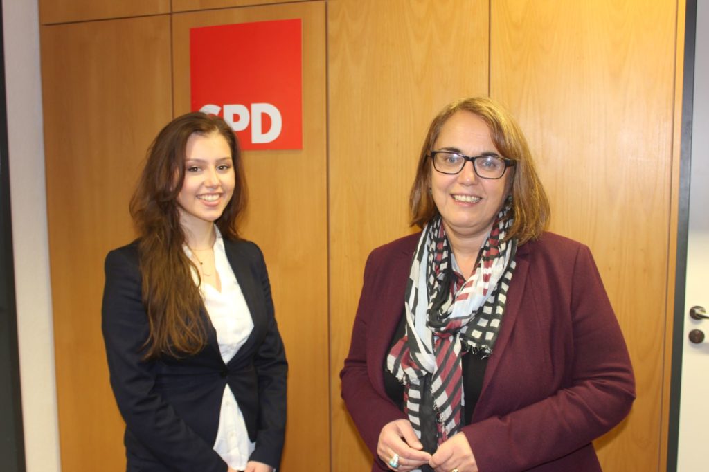 Sophia Neumann Anja Butschkau Jugendlandtag 2021 NRW